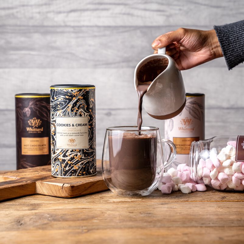 Biskut dan Coklat Panas Perisa Krim